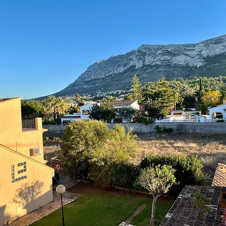 Adosado En Denia Con Gran Jardin Villa Exteriör bild