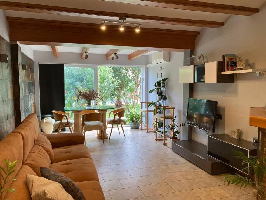 Adosado En Denia Con Gran Jardin Villa Exteriör bild