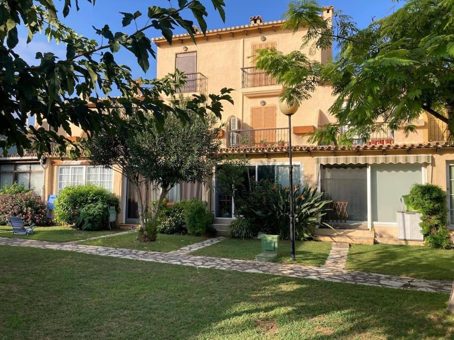 Adosado En Denia Con Gran Jardin Villa Exteriör bild